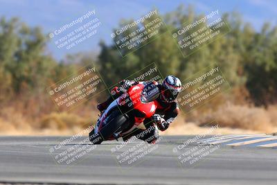 media/Jan-08-2022-SoCal Trackdays (Sat) [[1ec2777125]]/Turn 7 (1035am)/